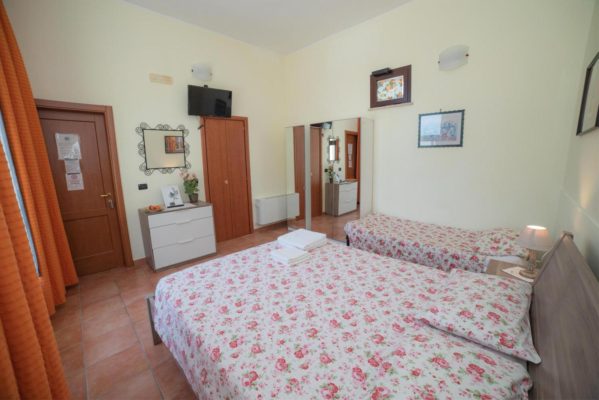 Agriturismo Fiori D'Arancio بالاجانو المظهر الخارجي الصورة
